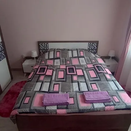 Апартаменти Cosy Family